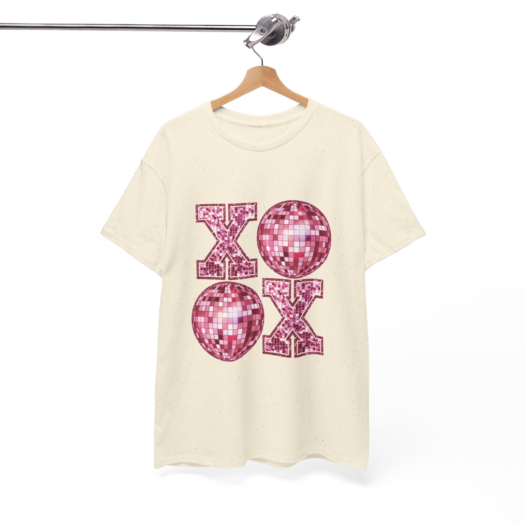 xoxo Graphic Tee - Unisex Heavy Cotton